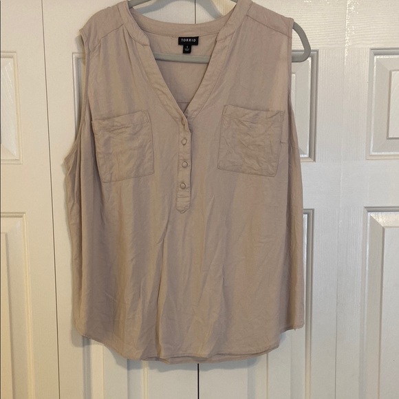 Torrid Beige Sleeveless Blouse - Picture 1 of 5